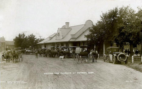 Northern Pacific Depot, Detroit Lakes Minnesota, 1909