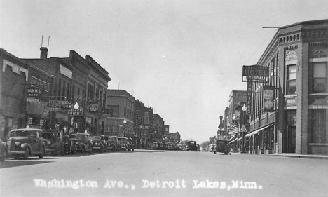 Washington Avenue, Detroit Lakes Minnesota, 1930's