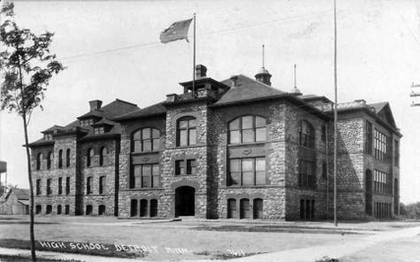 High School, Detroit Lakes Minnesota, 1910's