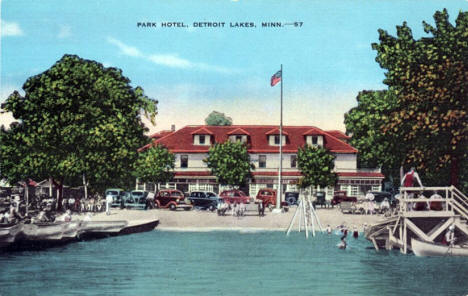 Park Hotel, Detroit Lakes Minnesota, 1940's