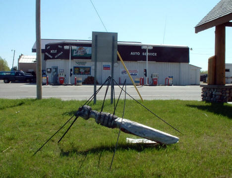 Giant Mosquito with Effie Country Store in the background, 2003