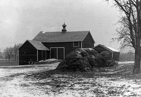 Barn at Oliver Kelley home, near Elk River Minnesota, 1935
