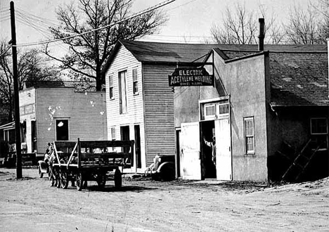 Street scene, Elk River Minnesota, 1941