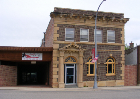 Street scene, Elmore Minnesota, 2014