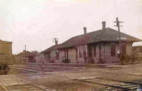 Chicago & St. Paul, Minneapolis & Omaha Railroad Depot, Elmore Minnesota, 1910's?