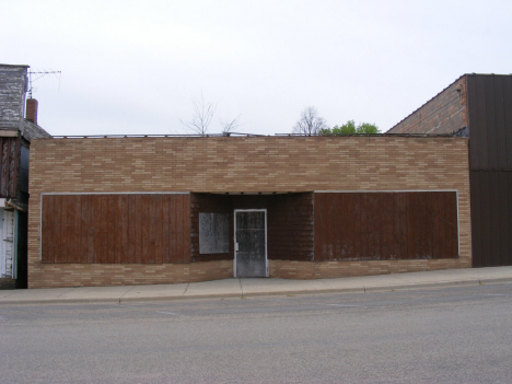 Street scene, Elmore Minnesota, 2014