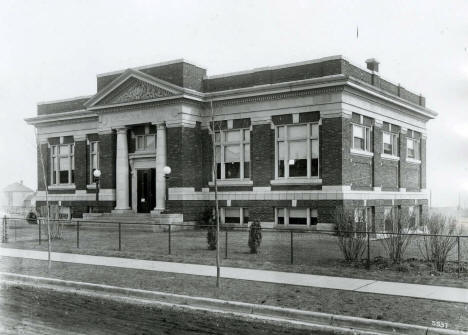 Eveleth Public Library, Eveleth Minnesota, 1915