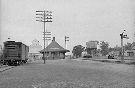 Railroad Station, Farmington Minnesota, 1939