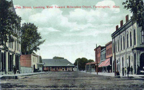 Oak Street looking west toward Milwaukee Depot, Farmington Minnesota, 1909