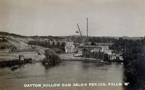 Dayton Hollow Dam being built, Fergus Falls Minnesota, 1909