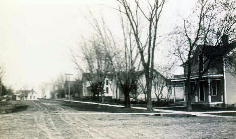 Street View, Fergus Falls Minnesota, 1911