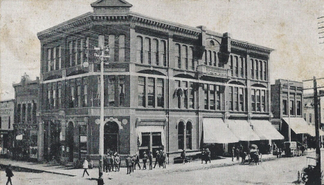 Pickit Block, Fergus Falls Minnesota, 1910