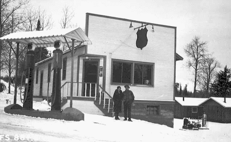 Service station, Finland Minnesota, 1932
