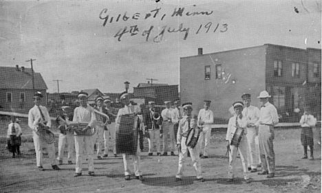 Fourth of July celebration, Gilbert Minnesota, 1913