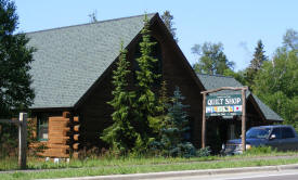 Crystals Log Cabin Quilts, Grand Marais Minnesota