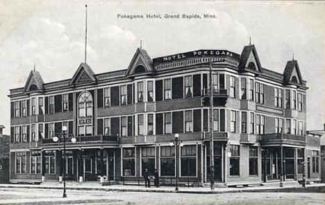 Pokegama Hotel, Grand Rapids Minnesota, 1915