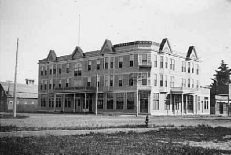 Hotel Pokegama, Grand Rapids Minnesota, 1897