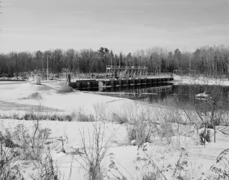 Dam on Mississippi River, Grand Rapids Minnesota, 1937