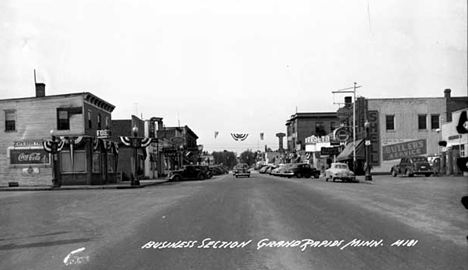 Business section, Grand Rapids Minnesota, 1952