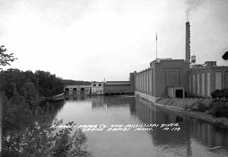 Blandin Paper Company and Mississippi River, Grand Rapids Minnesota, 1945