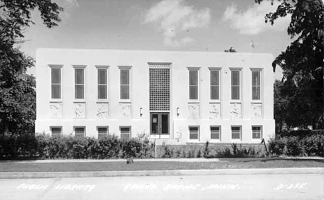 Public library, Grand Rapids Minnesota, 1942