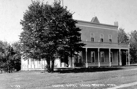 Ogema Hotel, Grand Rapids Minnesota, 1925