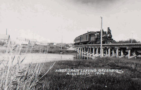 First train leaving Greenbush Minnesota, 1904