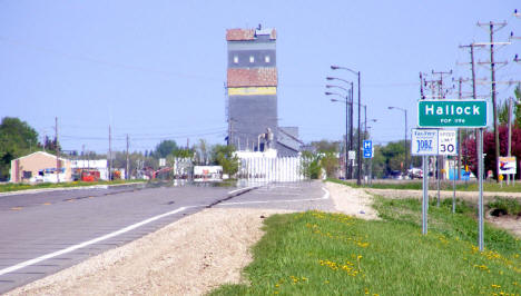 Entering Hallock from the south on US Highway 75, 2008