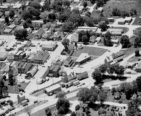 Aerial view, Elevator and surrounding area, Harmony Minnesota, 1972