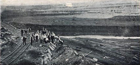 Mahoning Iron Mine, Hibbing Minnesota, 1907