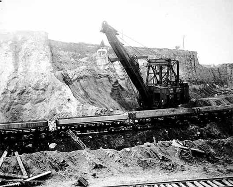 Marion steam shovel, Model 350, operating North Forty, Hibbing Minnesota, 1930