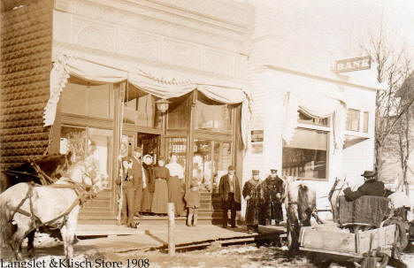 Klisch & Langset Store in Holdingford Minnesota, 1908