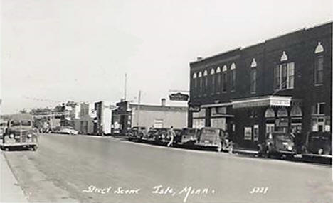 Street scene, Isle Minnesota, 1940's
