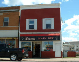 Bernie's Main Dry, Keewatin Minnesota