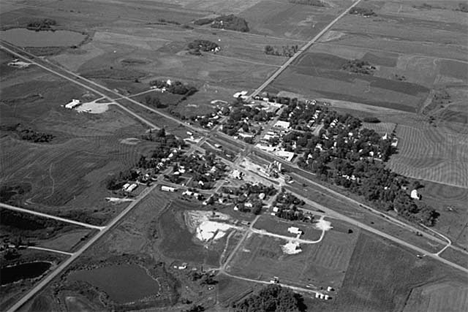 Aerial view, Kensington Minnesota, 1972