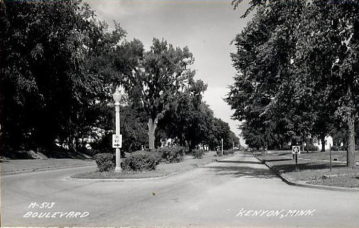 Boulevard, Kenyon Minnesota, 1940's