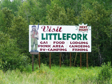 Visit Littlefork road sign along US Highway 71, 2007
