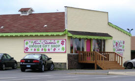 Fun Sisters Antique & Gift Shop, International Falls Minnesota