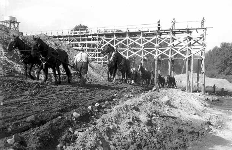 Men working in the river bottom, Lake Bronson Minnesota, 1936