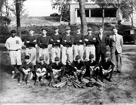 Le Sueur High School baseball team, Le Sueur Minnesota, 1885