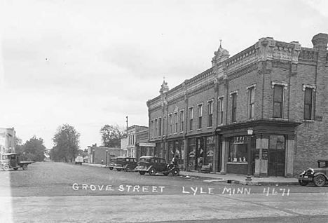 Grove Street, Lyle Minnesota, 1935