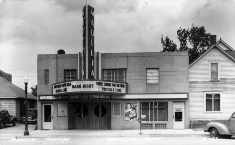 Madelia Theatre, Madelia Minnesota, 1940