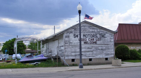 Street scene, Mahnomen Minnesota, 2008