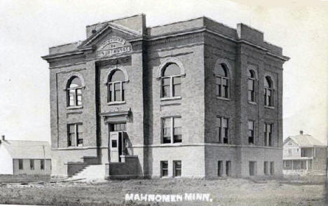 Courthouse, Mahnomen Minnesota, 1910's