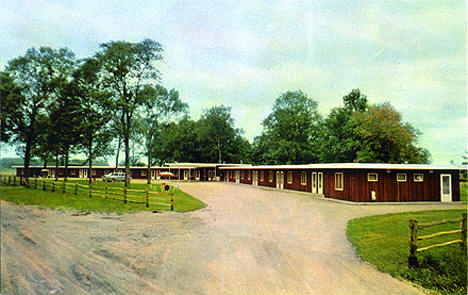 Butler's Redwood Motel, Mankato Minnesota, 1960's