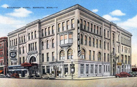 Saulpaugh Hotel, Mankato Minnesota, 1952