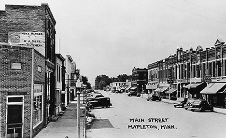 Main Street, Mapleton Minnesota, 1930's