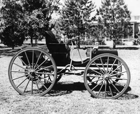 Bjella automobile built in McIntosh, Minnesota, by Ole Bjella, 1905-1906