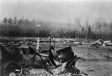 Scene outside Moose Lake after the fire, 1918