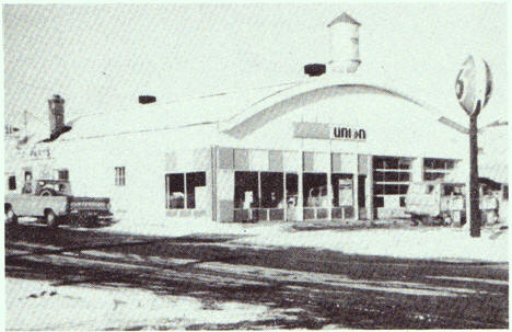 Latvala Union '76 Station and GTC Auto Parts at rear of building.